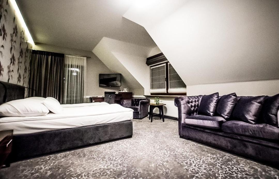 Hotel Palac Poledno Rom bilde