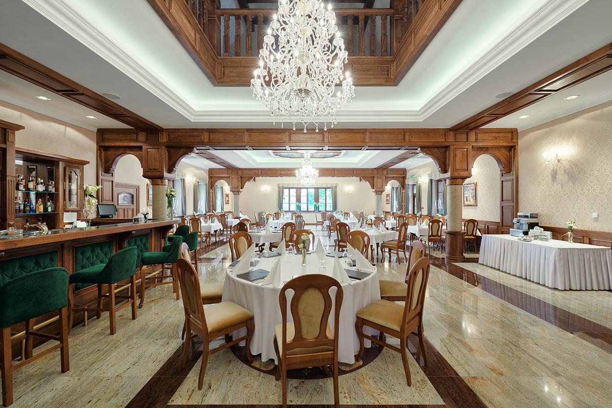 Hotel Palac Poledno Eksteriør bilde