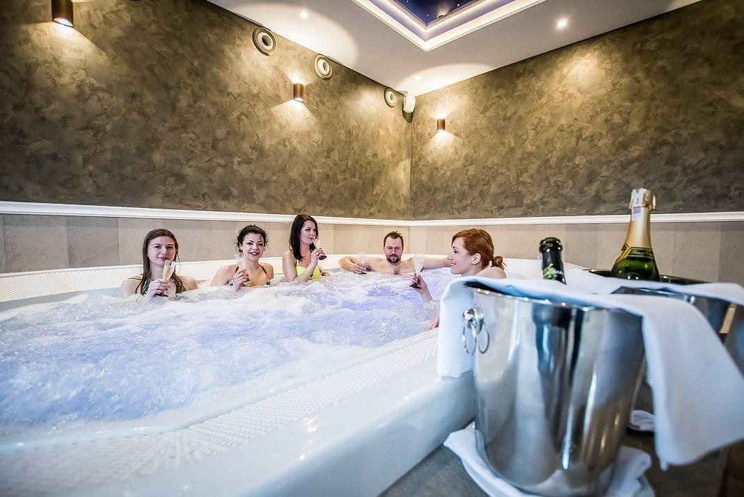 Hotel Palac Poledno Eksteriør bilde